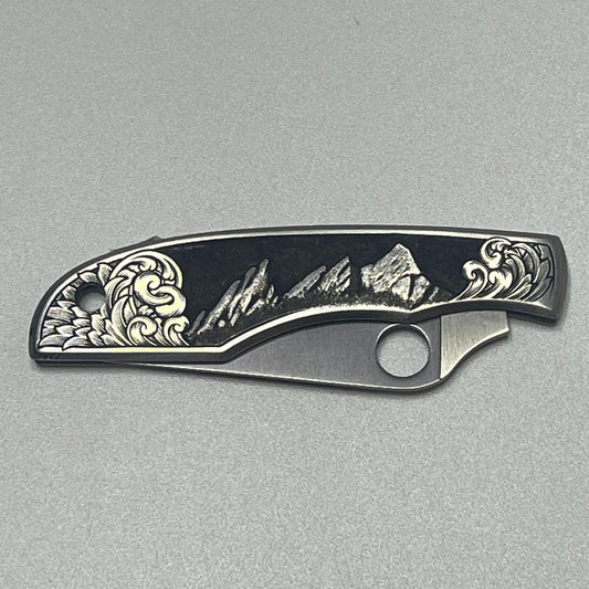 Flatiron Hand-engraved Spyderco Knife